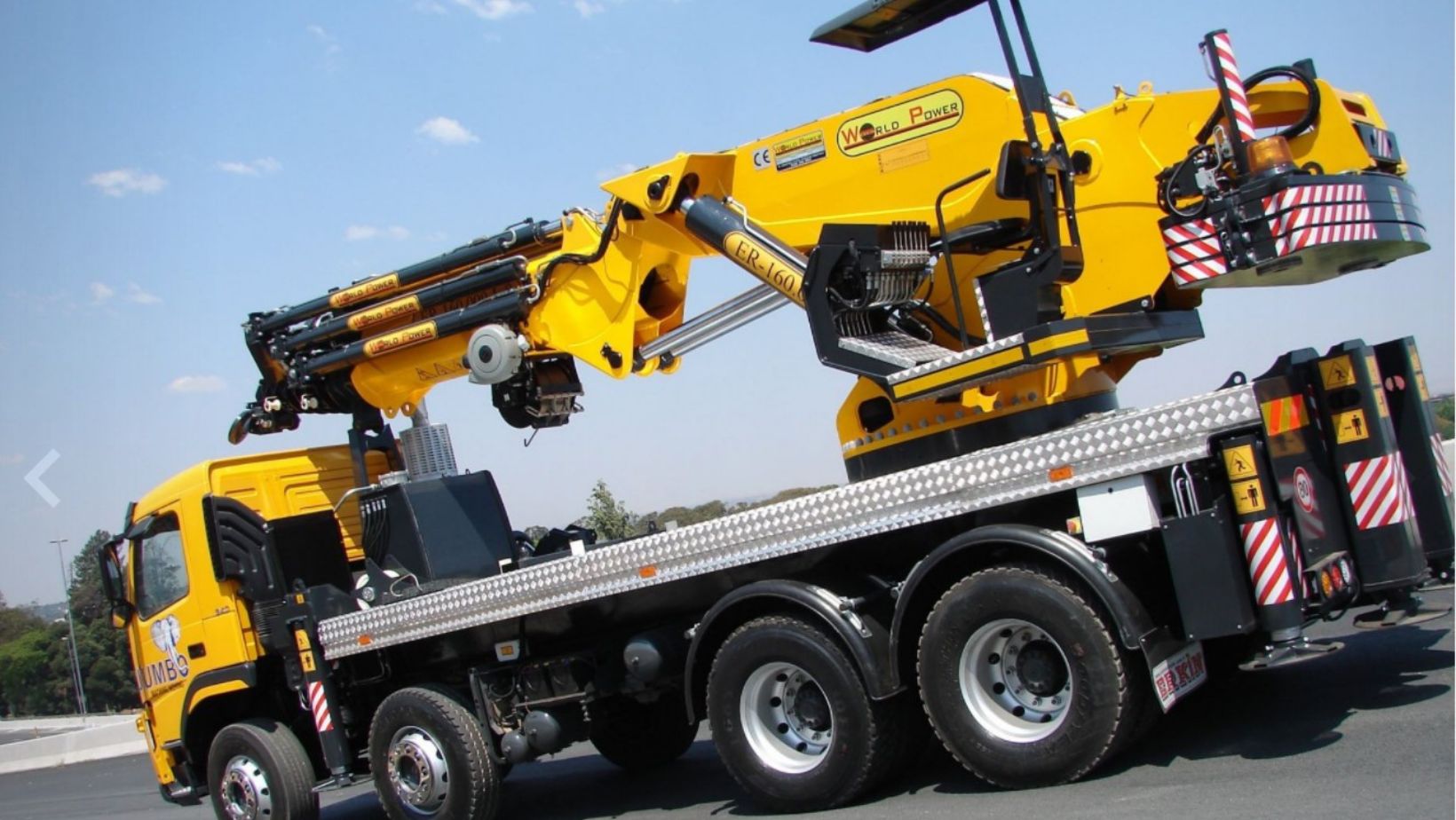 Southern Africa’s global experts in loader crane procurement and supply